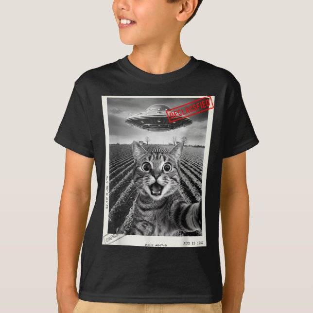 Cat Selfie Ufo Alien Funny Surprised Cat Meme Men  T Shirt (Framsida)