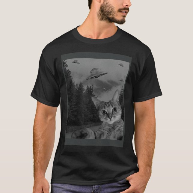 Cat Selfie UFO Sighting  Alien Conspiracy Sci Fi L T Shirt (Framsida)
