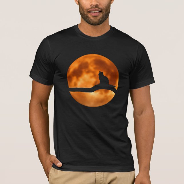 Cat Silhouette Moonlight. Anpassa T-Shirt (Framsida)