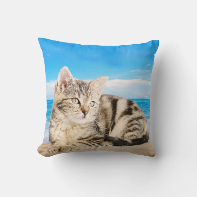 Cat Sitta på tropisk östrupp Kudde (Framsida)