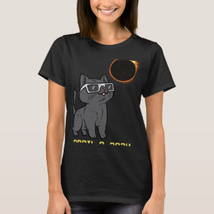 Cat Solar Eclipse 2024 Totality April 8 Women Mana T Shirt