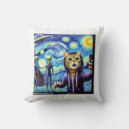 Cat UFO Selfie: Gift från kattens nummer 03 Kudde