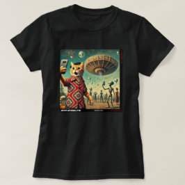 Cat UFO Selfie: Gift från kattens nummer 12 T Shirt