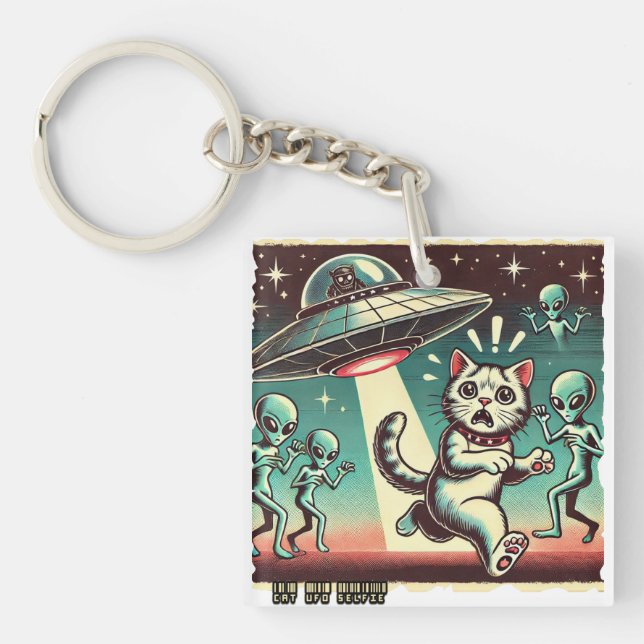 Cat UFO Selfie: Vintage Invasion #02 (Framsidan)