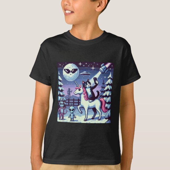 Cat & Unicorn UFO Selfie: Big Meeting #04 T Shirt (Framsida)