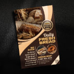Cateringen Modern Brown Bread Shop Baking Flygblad<br><div class="desc">Tittar du ett sätt att marknadsföra ditt bageribröd? Svaret är den här öga-flygbladen! Den varma utformningen med bilder av nybakat bröd kommer omedelbart att göra munnen i vatten och locka in kunder. Anpassa enkelt - lägg till ditt bagerimärke, kontaktuppgifter och en frestande lista över dina brödsorter. Perfekt för att belysa...</div>