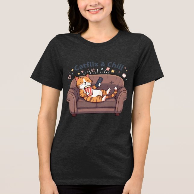 Catflix and Chill Funny Cat Art T Shirt (Framsida)