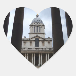 Cathedral Heart Sticker Hjärtformat Klistermärke