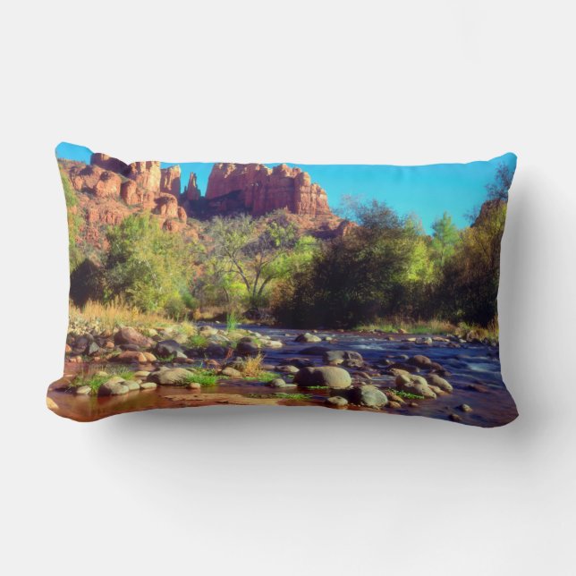 Cathedral Rock speglas i Oak Creek Lumbarkudde (Framsida)