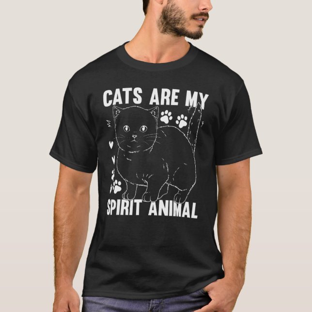 Cats Are My Spirit Animal I Cat Owner Cute Cat   T Shirt (Framsida)