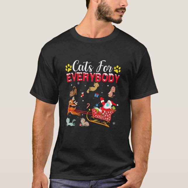Cats For Everybody Christmas 2021 Cat Sleigh Funny T Shirt (Framsida)