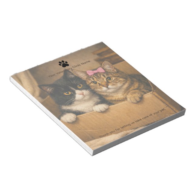 Cats in a Box Custom Veterinary Clinic Notepad Anteckningsblock (Vinklad)