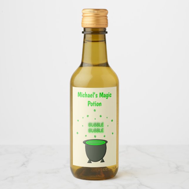 Cauldron och Bubbling Grönt Brew Halloween Anpassn Vinetikett (Framsida)