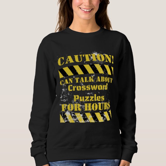Caution can talk about crossword puzzles for hours t shirt (Framsida)