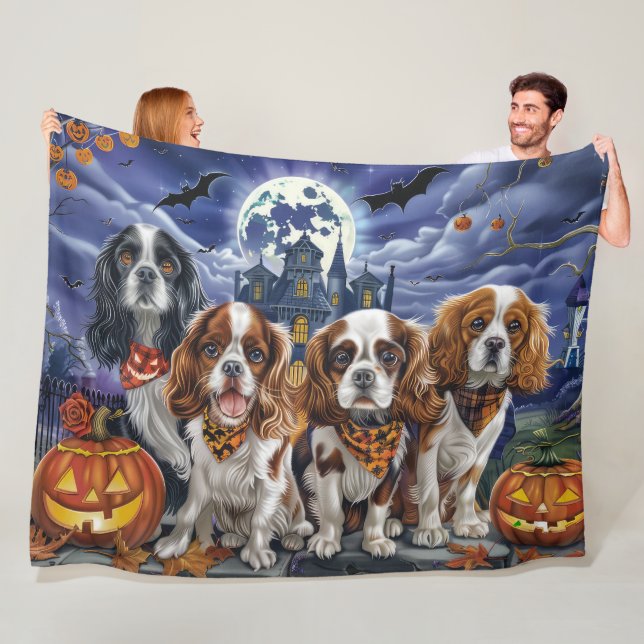 Cavalier King Charles Spaniel Halloween Kuslig Fleecefilt (På plats)