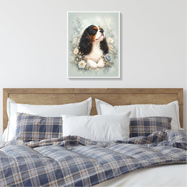 Cavalier King Charles Spaniel med blå blommor |  Canvastryck (Insitu (sovrum))