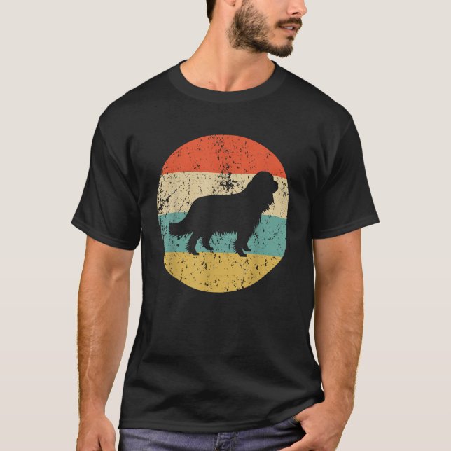 Cavalier King Charles Spaniel Retro Hund T Shirt (Framsida)
