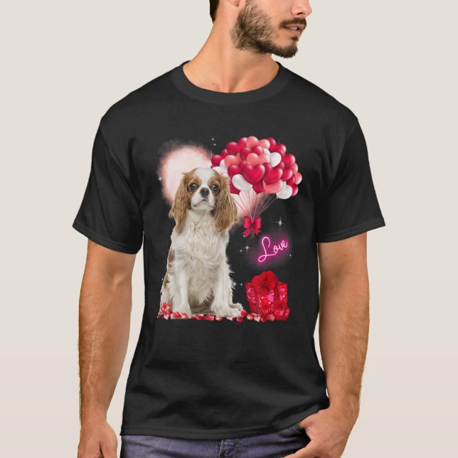 Cavalier Kung Charles Spain Balloon Heart Valent T Shirt (Framsida)
