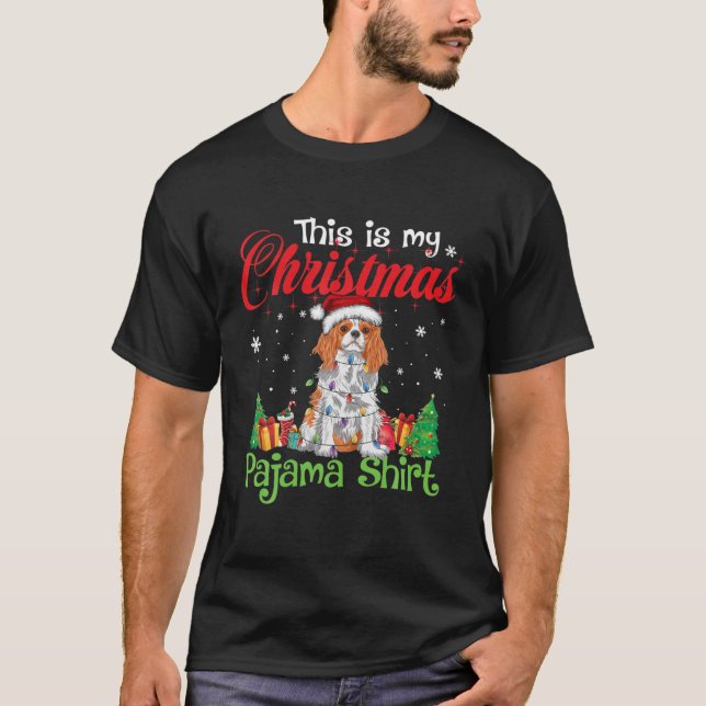 Cavalier Kung Charles Spain jul Pajama Hund T Shirt (Framsida)