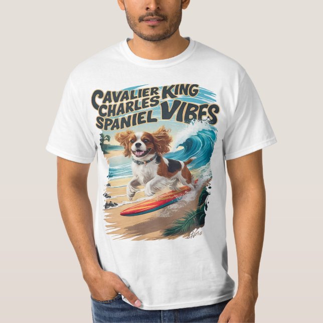 Cavalier Kung Charles Spain Surfing T Shirt (Framsida)