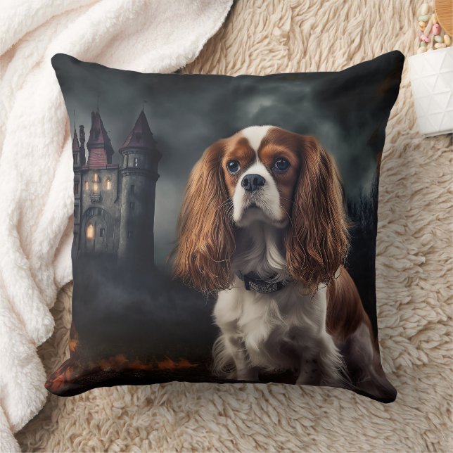 Cavalier Kung Charles Spaniel Halloween Scary Kudde (Filt)