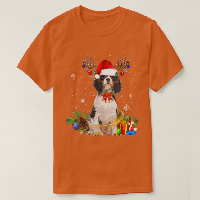 Cavalier Kung Charles Spaniel jul Ljus San T Shirt (Design framsida)