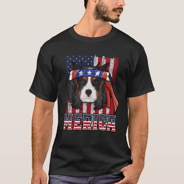Cavalier Kung Charles Spaniel Merica 4:e juli D T Shirt (Framsida)