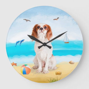 Cavalier Kung Hund på Beach Stor Klocka