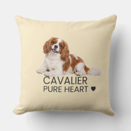 Cavalier – Pure Heart Throw Pillow Kudde