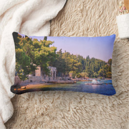 Cavtat, Kroatiens vy över Beach Lumbarkudde
