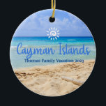 Caymanöarna Beach Vacation Family Resa Julgransprydnad Keramik<br><div class="desc">Cute personalizable Cayman Resa souvenir. Anpassning: Ändra rubrik och år för att göra den unik.</div>