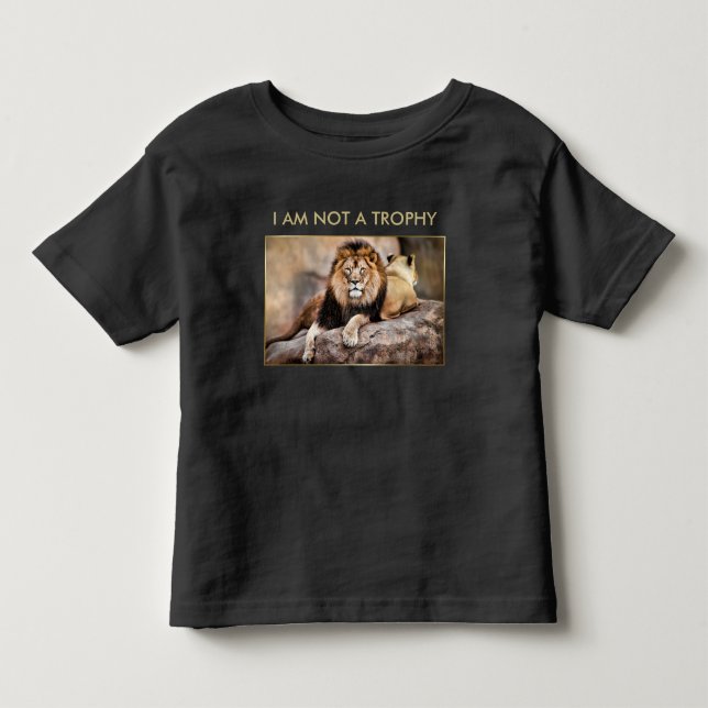 Cecil Lejonet Jag Är Inte Ett Trofé T-shirt (Framsida)