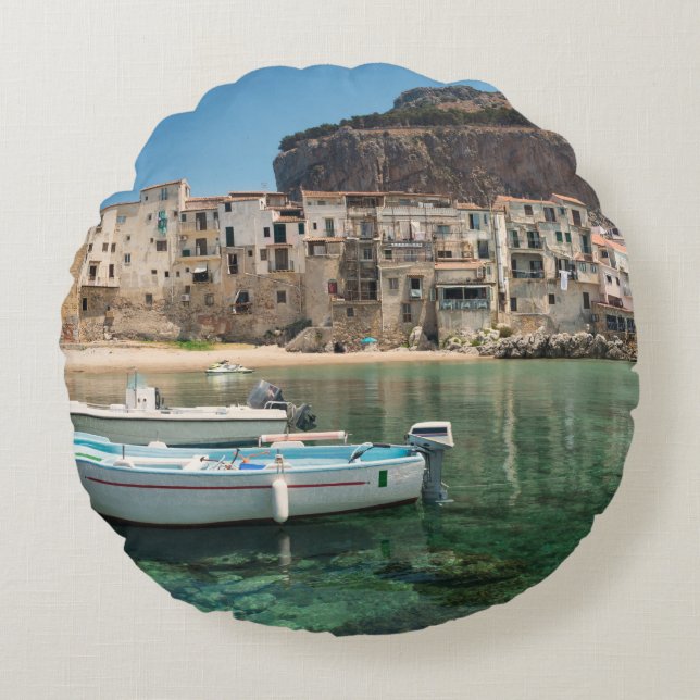 Cefalu town i Sicily Rund Kudde (Framsidan)