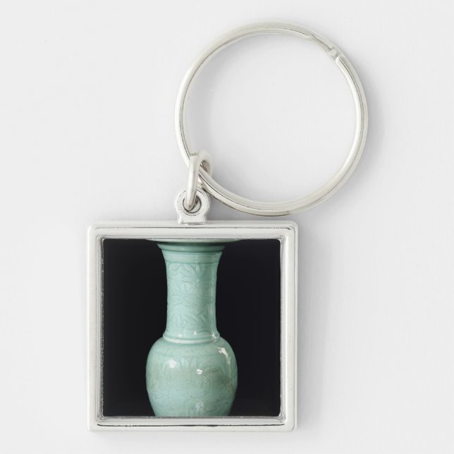 Celadon glasad vas, Yuan dynasti Fyrkantig Silverfärgad Nyckelring (Framsidan)
