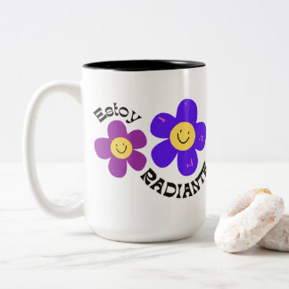 celebrate every moment with our coffee cup Två-Tonad mugg
