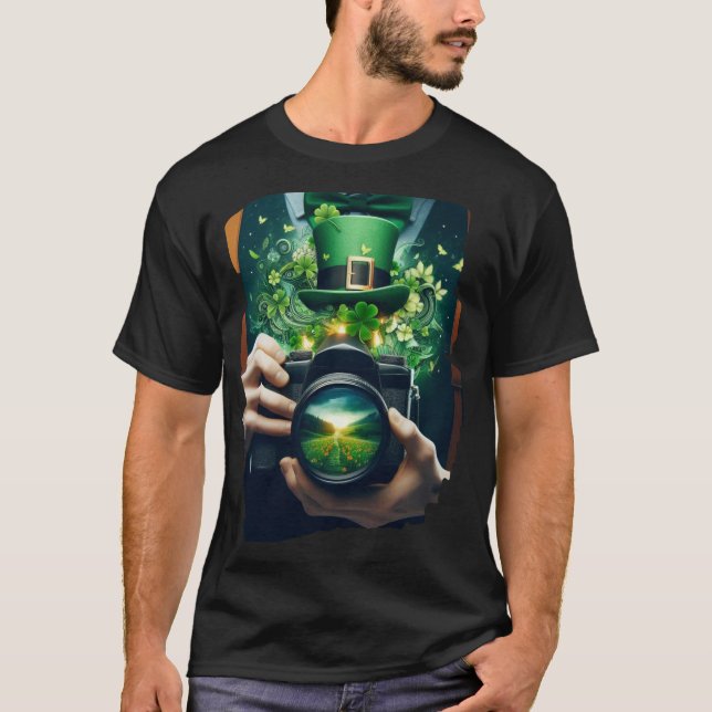 Celebrate St. Patrick's Day in style T Shirt (Framsida)