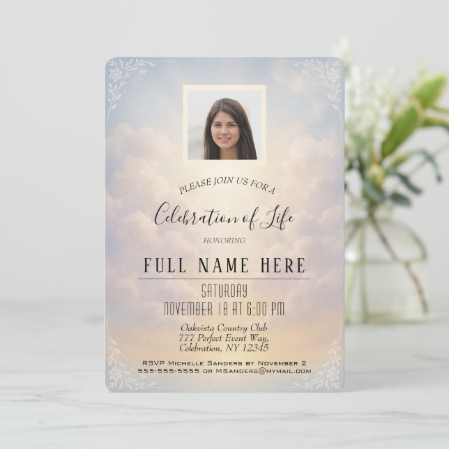 Celebration of Life - Peaceful Clouds Inbjudningar (Stående Fram)