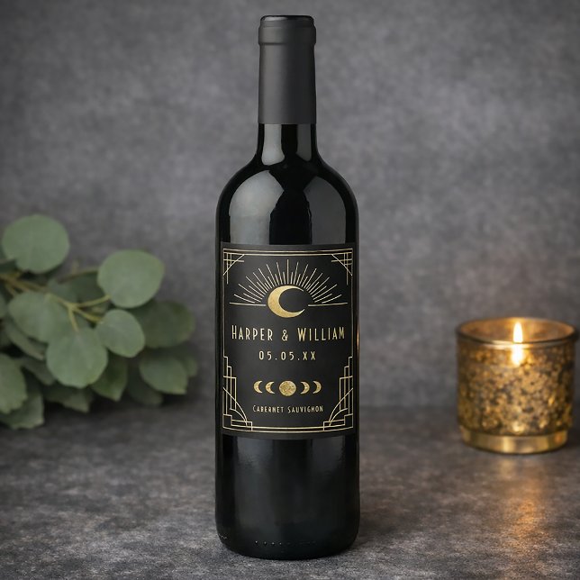 Celestial Art Deco black and gold Vinflaska Etikett (Elegant Celestial art deco personalized wine label in black and faux gold.)