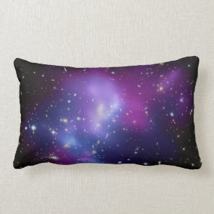 Celestial Black Blue och Lila Galaxy Cluster Lumbarkudde