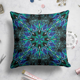 Celestial Bloom Pillow in Black Kudde