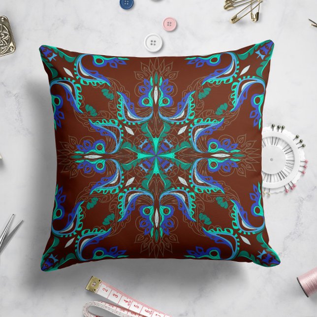 Celestial Bloom Star Pillow i Brown Kudde (Skapare uppladdad)