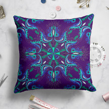 Celestial Bloom Star Pillow i Lila