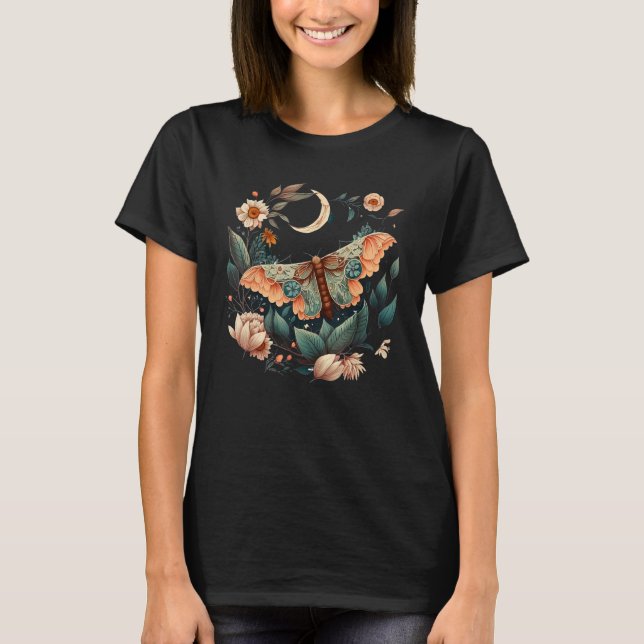 Celestial Flower Moth Moon Butterfly Vintage T Shirt (Framsida)