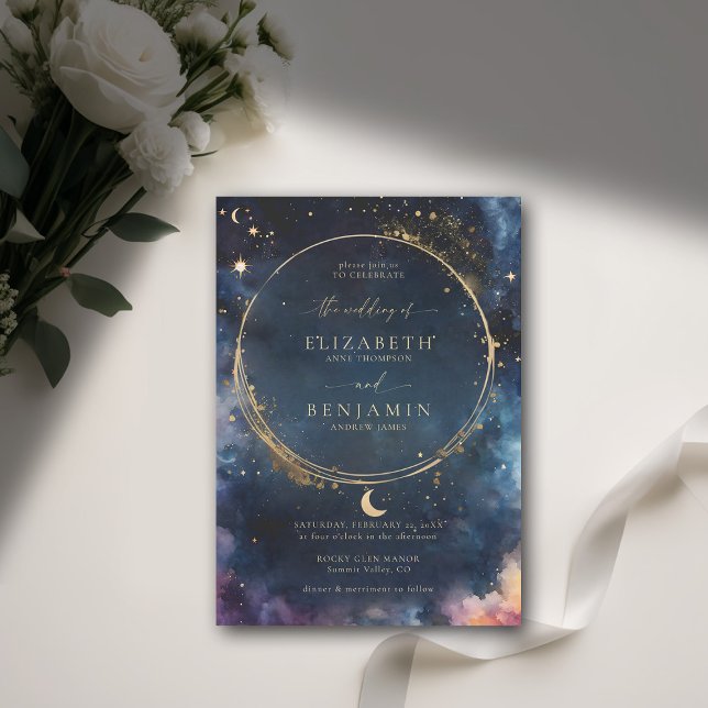 Celestial Gift Midnight Blue Elegant Guld Bröllop Inbjudningar (celestial wedding invitation elegant frame watercolor moon stars sky modern classic navy blue)