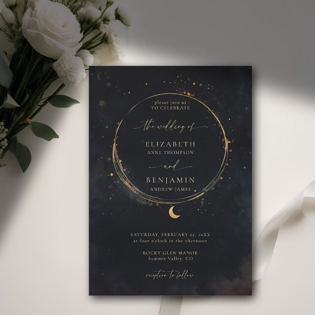 Celestial Gift Moody Mörk Elegant Guld Bröllop Inbjudningar (celestial wedding invitation elegant frame watercolor moon stars sky modern classic moody dark)