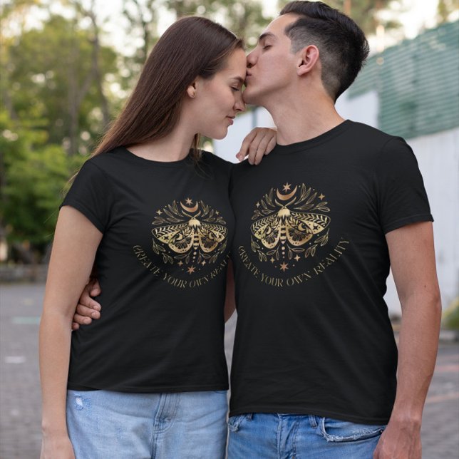 Celestial Golden Moth T Shirt (Skapare uppladdad)