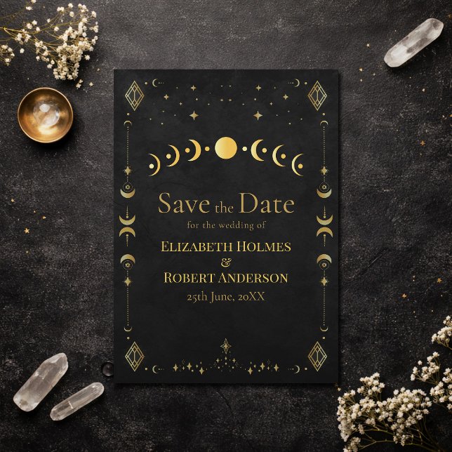 Celestial Gothic Black and Gold Save the Date Card Spara Datumet (Celestial Gothic Black and Gold Save the Date Card on an elegant dark table with dry flowers)