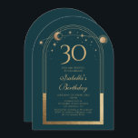 Celestial Grönt Guld Måne Stars 30års födelsedag Inbjudningar<br><div class="desc">Den kelestiala inbjudan till Grönt Guld Måne-astronomin i 30års födelsedag har en elegant sol,  Sol och stjärnor med en gyllene guld på en måne av skogen. Inuti finns din anpassningsbar 30-årsinbjudan. Anpassa genom att redigera texten i textrutorna. Designad för dig av Evco Studio www.zazzle.com/store/evcostudio</div>