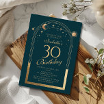 Celestial Grönt Guld Måne Stars 30års födelsedag Inbjudningar<br><div class="desc">Den kelestiala inbjudan till Grönt Guld Måne-astronomin i 30års födelsedag har en elegant sol,  Sol och stjärnor med en gyllene guld på en måne av skogen. Inuti finns din anpassningsbar 30-årsinbjudan. Anpassa genom att redigera texten i textrutorna. Designad för dig av Evco Studio www.zazzle.com/store/evcostudio</div>