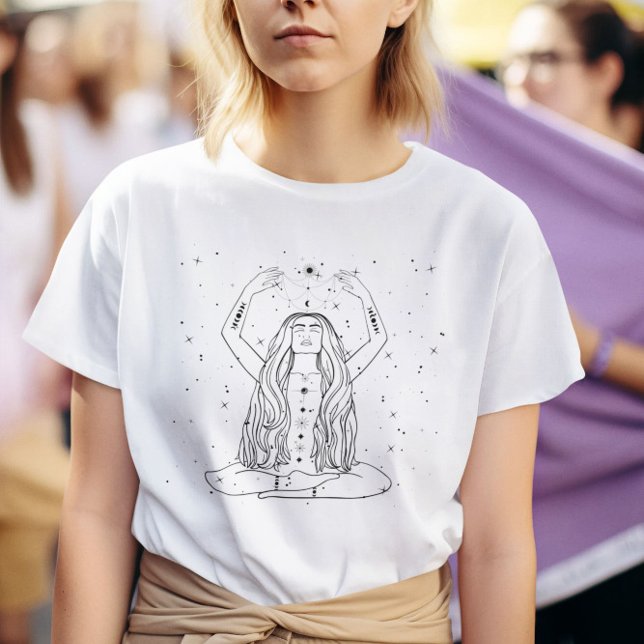 Celestial Gudinna  T Shirt (Skapare uppladdad)